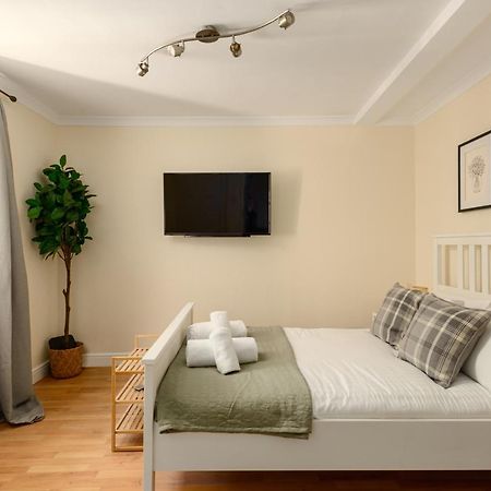 Cosy Dean Village Studio เอดินบะระ ภายนอก รูปภาพ